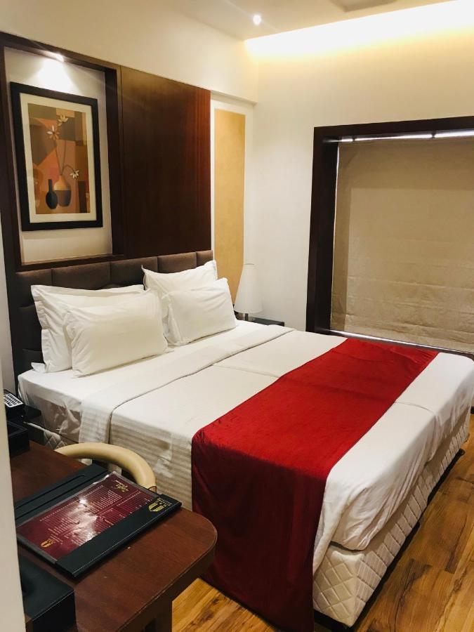 Hotel Mbc Citadel Nashik Luaran gambar