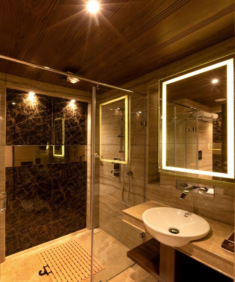 Hotel Mbc Citadel Nashik Luaran gambar
