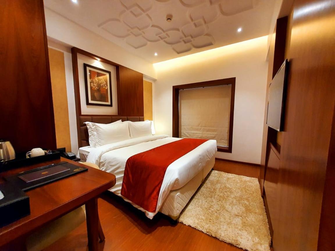 Hotel Mbc Citadel Nashik Luaran gambar